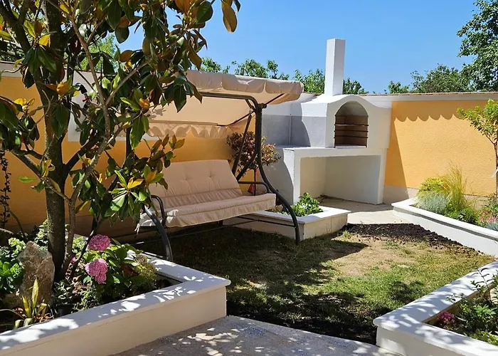 Paradise-Garden-Zamardi