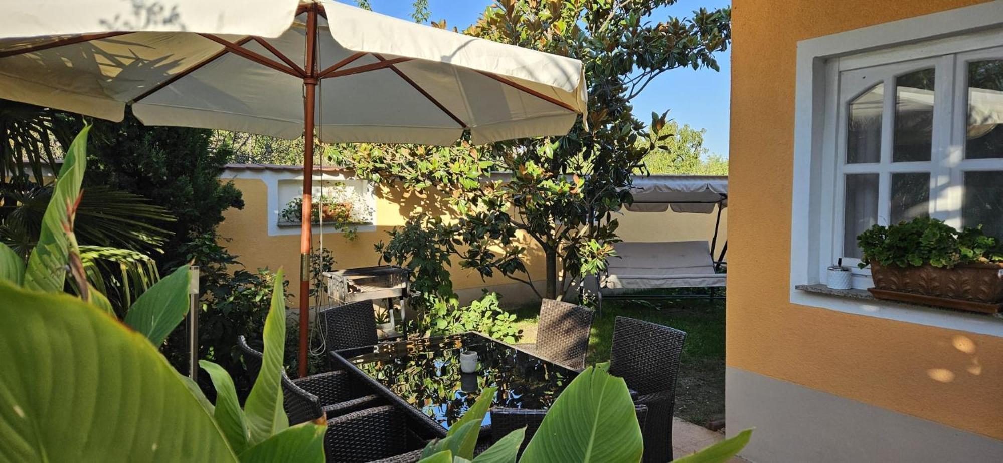 Paradise-garden-zamardi